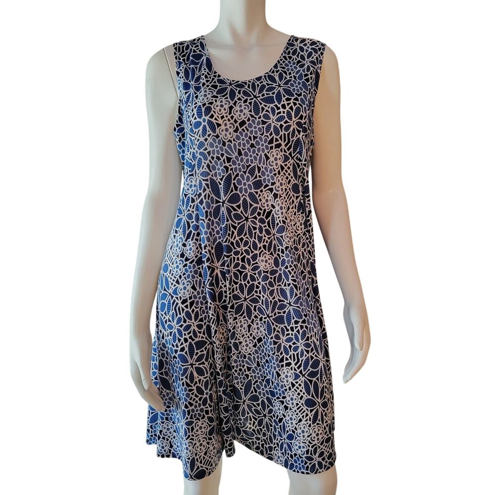 Shoreline Blue White Floral Sleeveless Dress Fit & Flair Knee Length size L NWT